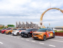 Bán xe xăng lên đời xe điện, chủ xe VinFast VF 9 xuýt xoa: “Biết xe xịn thế này đã sớm mua vài chiếc”