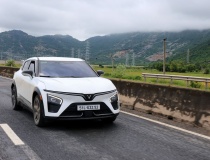 VinFast VF 7 - Mạnh như xe tiền tỷ, chi phí sở hữu ngang xe phổ thông