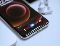 Apple sẽ biến Siri thành chatbot AI đầy đủ để cạnh tranh với ChatGPT và Gemini