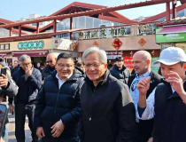 CEO Nvidia thăm Trung Quốc trong bối cảnh chip AI H200 chờ quyết định nhập khẩu