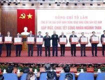 Tổng Bí thư Tô Lâm gặp mặt, chúc Tết công nhân ngành Than tại Quảng Ninh