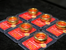 Chênh lệch giá mua, bán vàng nhẫn cao ngất ngưởng tới 4,5 triệu đồng/lượng