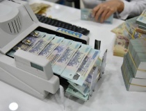 Vì sao lãi suất liên ngân hàng tăng sốc?