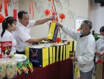 Phiên chợ 0 đồng: Xuân ấm giữa 'nhịp thở' bệnh viện