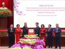 Tổng Bí thư Tô Lâm thăm, chúc Tết Đảng bộ, chính quyền và nhân dân Hà Nội