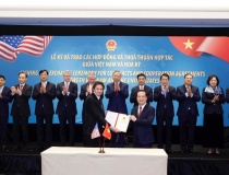 Bộ KH&CN trao Giấy phép cung cấp dịch vụ viễn thông vệ tinh cho Starlink