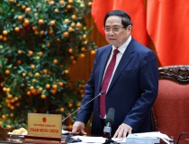 Thủ tướng: Bảo đảm tiếp cận bình đẳng các dịch vụ tài chính ngân hàng, không để ai bị bỏ lại phía sau