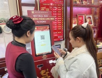 Máy bán vàng tự động 'giải nhiệt' phố vàng ngày vía Thần Tài 2026