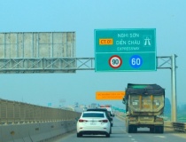 Hôm nay, bắt đầu thu phí 5 đoạn cao tốc Bắc-Nam