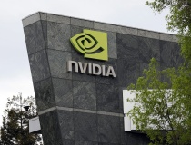 Mỹ cân nhắc áp trần 75.000 chip Nvidia H200 cho mỗi khách hàng Trung Quốc