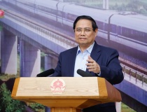 Thủ tướng: Tối ưu hóa hiệu quả các dự án và làm chủ công nghệ đường sắt