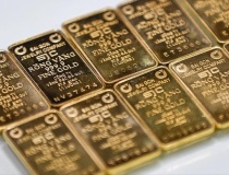 Giá vàng SJC giảm 2 phiên trong khi giá thế giới tăng