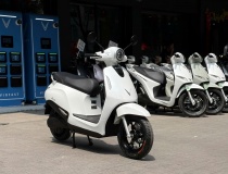 Xe đổi pin VinFast Evo - Người đồng hành đáng giá cho dân công sở giữa thời bão giá xăng dầu