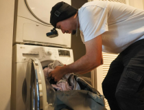 Lao động tự do kiếm tiền từ việc quay video sinh hoạt để huấn luyện AI