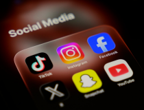 Hy Lạp dự kiến cấm trẻ dưới 15 tuổi sử dụng mạng xã hội từ năm 2027