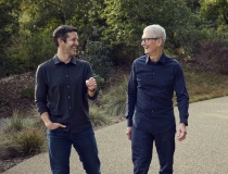 Apple chuyển giao lãnh đạo: Tim Cook rời vị trí CEO, John Ternus sẽ là người kế nhiệm