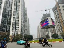 Dòng tiền vào bất động sản cải thiện nhưng vẫn còn thận trọng