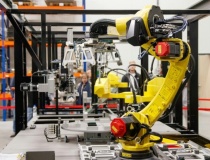 Vai trò của cờ lê đóng đầu cong trong ngành Robot hiện đại