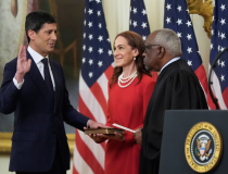 Ông Kevin Warsh chính thức trở thành Chủ tịch Fed