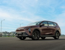 Mua VinFast VF MPV 7 trong tháng 5, nhận đủ “bộ ba” ưu đãi hàng chục triệu đồng