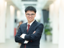 Ôm máy tính cũ chinh phục hàng chục giải lập trình khắp thế giới