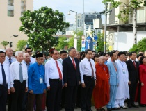Tổng Bí thư, Chủ tịch nước Tô Lâm và lãnh đạo Đảng, Nhà nước dâng hoa tưởng nhớ Chủ tịch Hồ Chí Minh