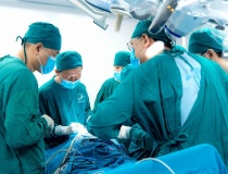 Bệnh viện Nhi Hà Nội cấy điện cực ốc tai thành công, mở cơ hội nghe cho trẻ điếc bẩm sinh