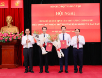 Công bố Quyết định điều động, bổ nhiệm Thứ trưởng Bộ Giáo dục và Đào tạo