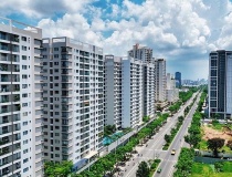 Nhà phố và đất nền giảm giá, căn hộ vẫn là điểm sáng của thị trường bất động sản