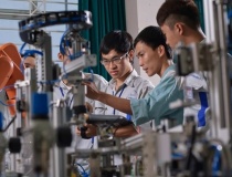 Quảng Ngãi hỗ trợ ít nhất 5.000 doanh nghiệp nhỏ và vừa chuyển đổi số