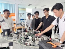 Hoàn thiện cơ chế triển khai học bổng cho người học ngành công nghệ chiến lược