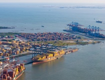 Cá, tôm, cua... vẫn phải 'còng lưng' gánh chi phí logistics