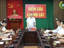 Xã Phú Cát trang bị máy tính cho đại biểu, hướng tới “Kỳ họp không giấy tờ”