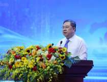 Phó Thủ tướng Thường trực Phạm Gia Túc: Dung Quất cần trở thành một trong những trung tâm kinh tế biển năng động