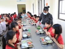 Chủ tịch UBND tỉnh, thành phố chịu trách nhiệm toàn diện việc tổ chức ăn bán trú