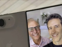 Nhiều người nghĩ Apple sẽ “chạy theo quán tính” dưới thời tân CEO, nhưng iPhone Duo chứng minh điều ngược lại 