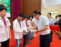 BSR đưa mùa Tết Trung thu trọn vẹn yêu thương đến các em thiếu nhi có hoàn cảnh khó khăn
