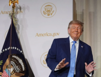 Tổng thống Trump ra mắt America.gov, cổng dịch vụ chính phủ Mỹ tích hợp AI