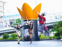 Trụ sở ngân hàng bỗng trở thành điểm check-in của fan BIGBANG vì một lý do
