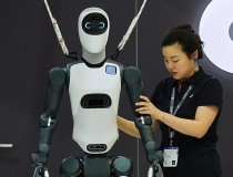 Robot hình người: Trung Quốc chế tạo, nhưng Đức có thể cung cấp khớp nối và bàn tay