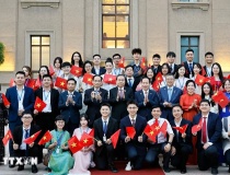 Chủ tịch Quốc hội Trần Thanh Mẫn gặp gỡ cộng đồng kiều bào tại Trung Quốc