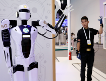 IMF xem AI là “cơn sóng thần” đối với việc làm, WB kêu gọi biện pháp hỗ trợ