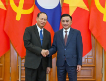Thường trực Ban Bí thư Trần Cẩm Tú hội đàm với Thường trực Ban Bí thư Trung ương Đảng Nhân dân Cách mạng Lào