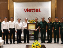 Phó Thủ tướng Hồ Quốc Dũng làm việc với Viettel về nghiên cứu, phát triển khoa học, công nghệ, chuyển đổi số