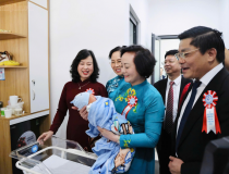 Phó Thủ tướng Phạm Thị Thanh Trà: Đưa Bệnh viện Phụ sản Trung ương Cơ sở 2 vươn tầm khu vực