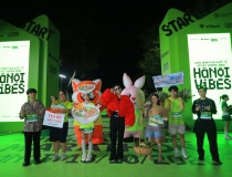 Sắc màu cosplay bùng nổ tại VPBank Hanoi International Marathon 2026