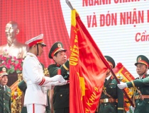 Cục Chính trị Quân khu 9 đón nhận Huân chương Bảo vệ Tổ quốc hạng Nhất