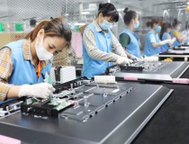 Tập trung tháo gỡ khó khăn, thúc đẩy công nghiệp chế biến, chế tạo tăng tốc