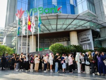 Khi trụ sở bank biến hình thành pop-up store, fan BIGBANG đang sống những ngày “sĩ” nhất
