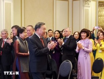 Tổng Bí thư, Chủ tịch nước Tô Lâm và Phu nhân gặp đại diện cộng đồng người Việt Nam tại châu Âu